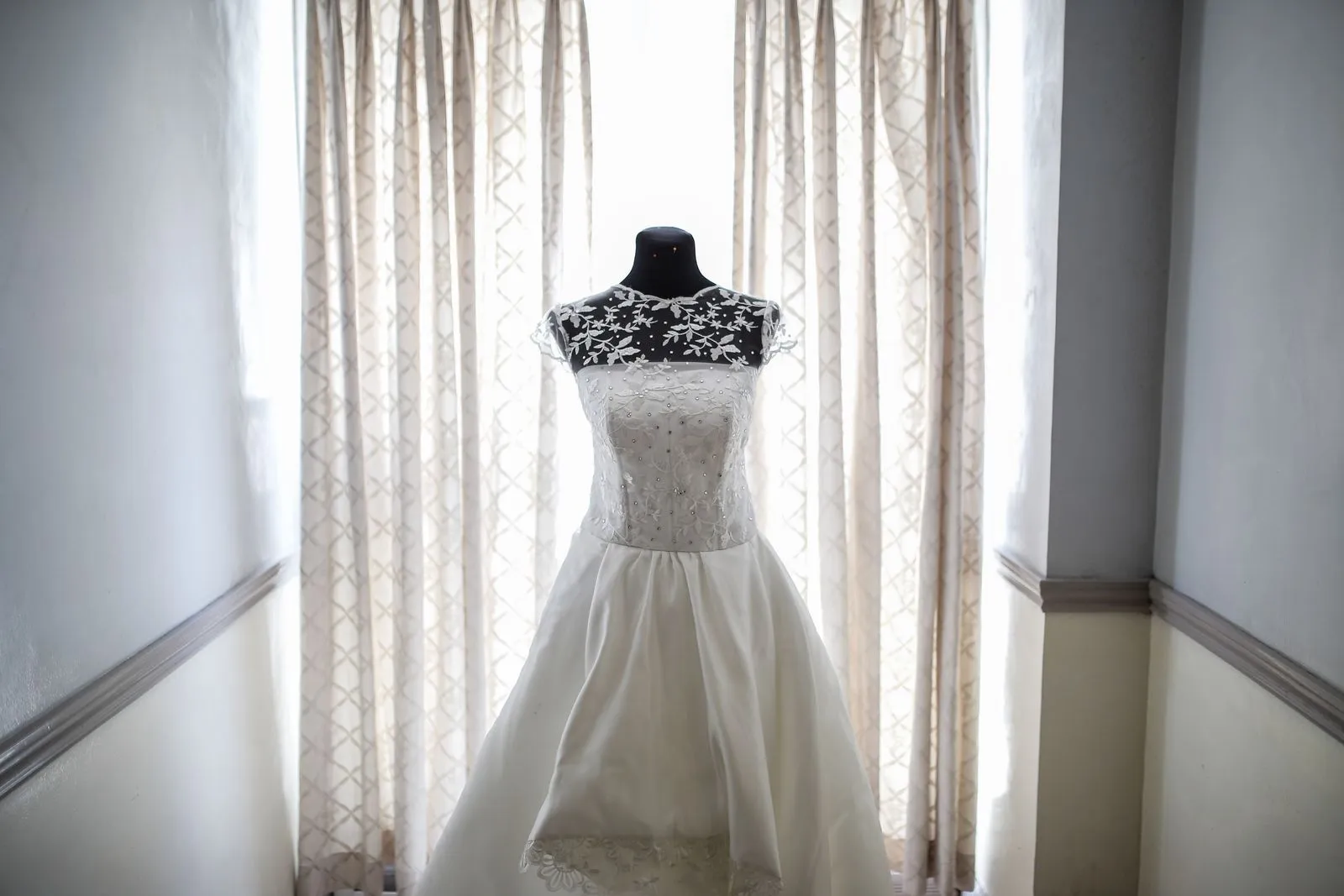 Choosing a Wedding Dress for a San Diego Wedding
